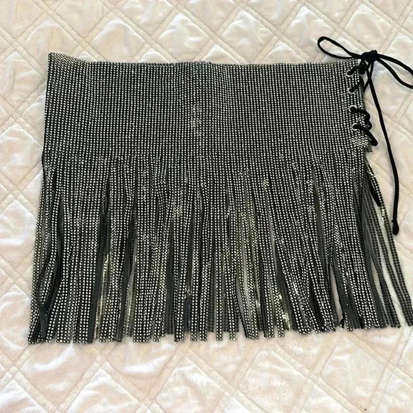 Fringe skirt with rhinestone - Picture 1 of 3